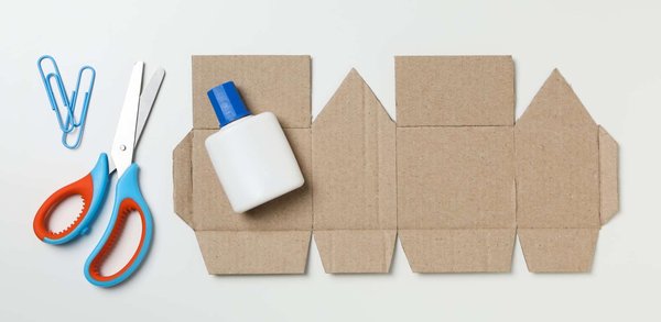 Fournitures de bureau : quel type de colle acheter ?